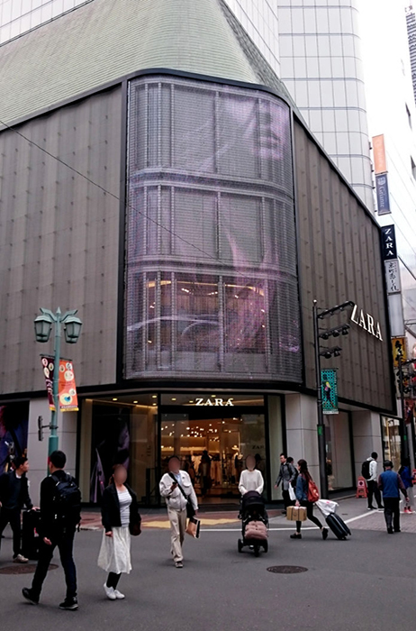 新宿 zara